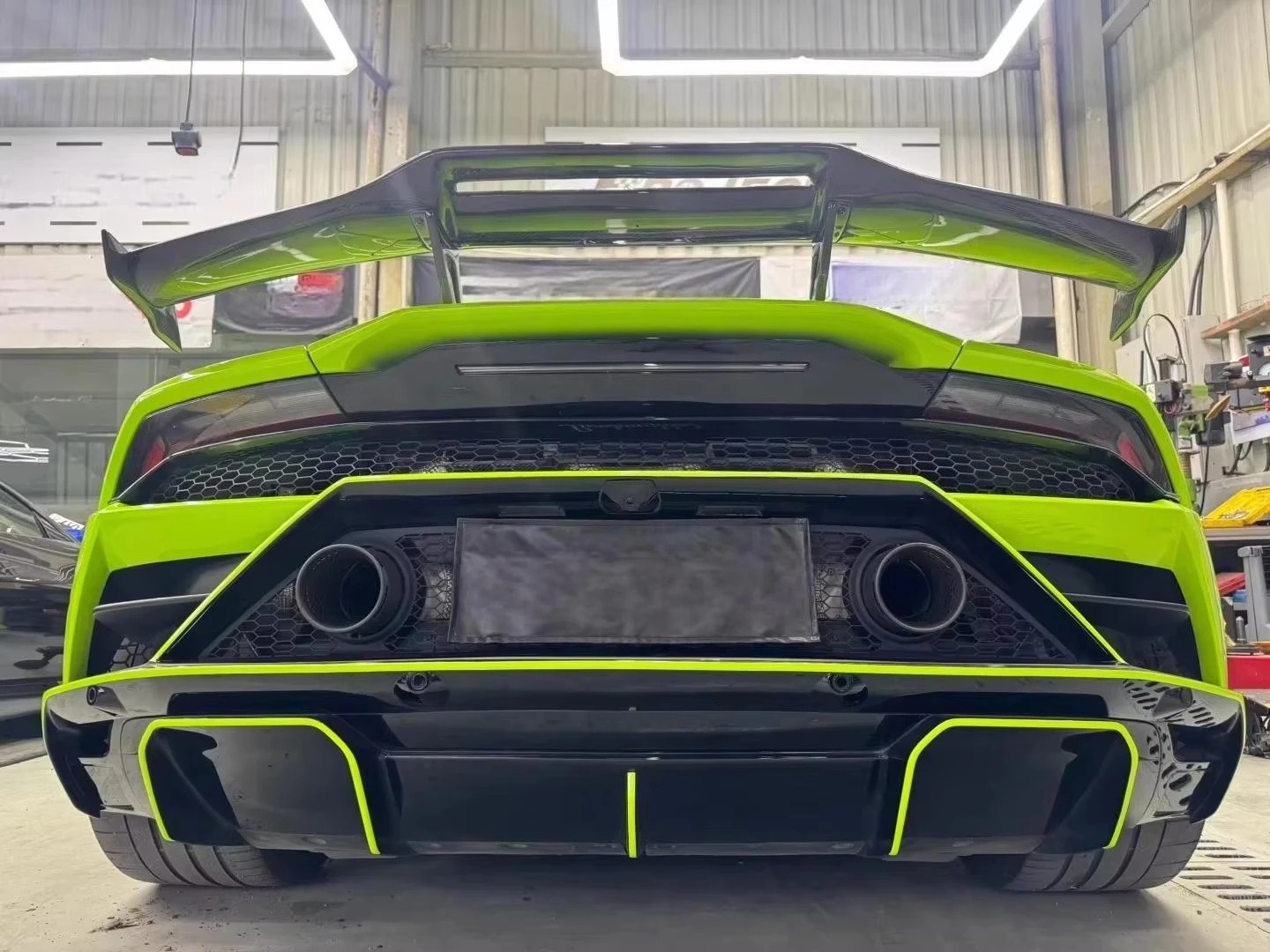 New Style Rear Wing Spoiler High Quality Fast Delivery Dry Carbon Fiber Body Kits for  Huracan EVO